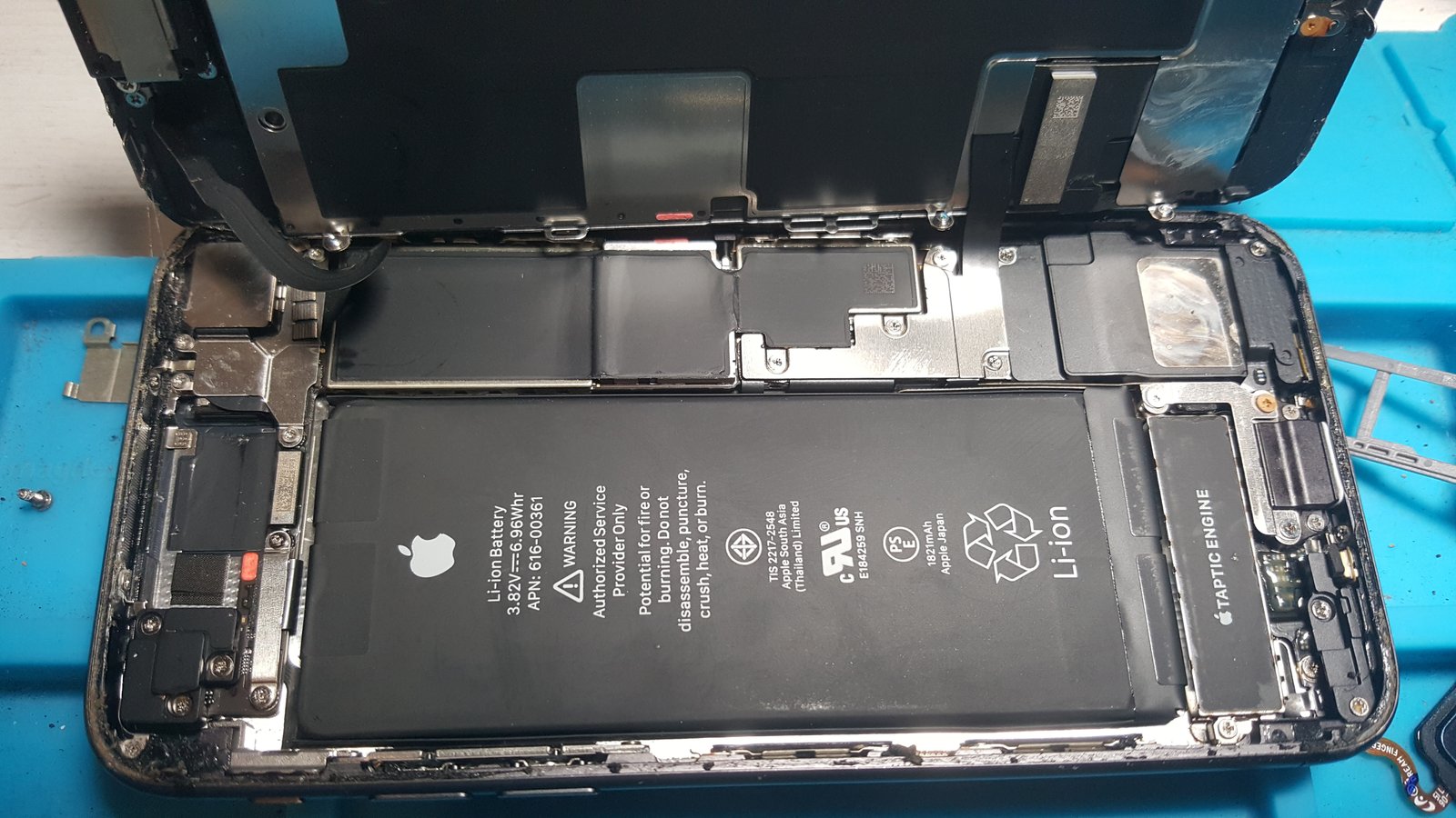 iPhone 11 battery replacement repair Locust Grove GA
